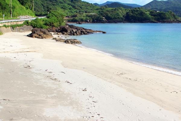 🏖️ 히토츠쿠 해수욕장 (히토츠쿠 카이스이요쿠조) 이미지 1